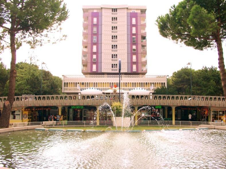 Hotel Regina Lignano Sabbiadoro Exterior foto